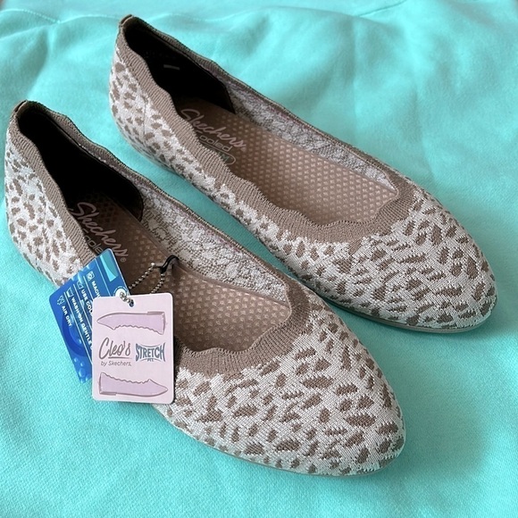 Brand New Skechers Cleo 2.0 Uninhibited Slip-On Casual Ballet Flats Mocha - Picture 1 of 16